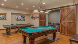 Boulder Ridge Retreat
