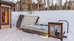 Boulder Ridge Retreat