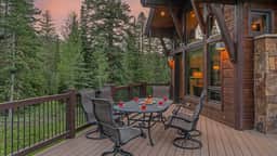 Rocky Mountain Lodge
