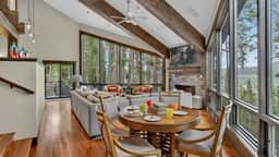 Grand Vista Lodge