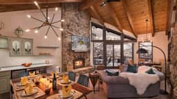 Glacier Lodge - East