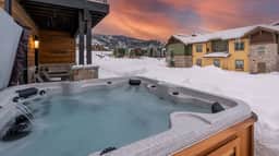 Palomino Chalet