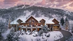 Chalet Crevasse