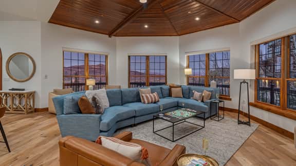 Apex Lodge North