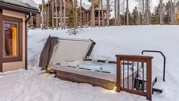 Boulder Ridge Retreat