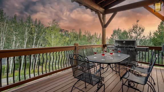 Brown Bear Chalet