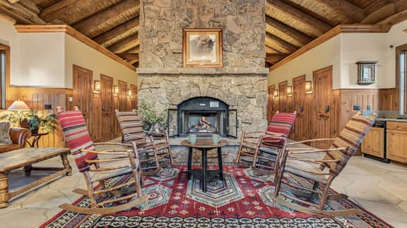 Chalet Aster