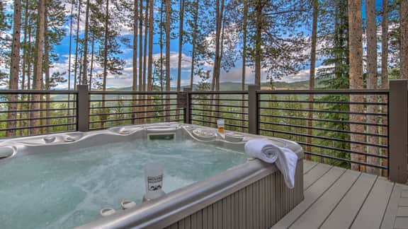 Grand Vista Lodge