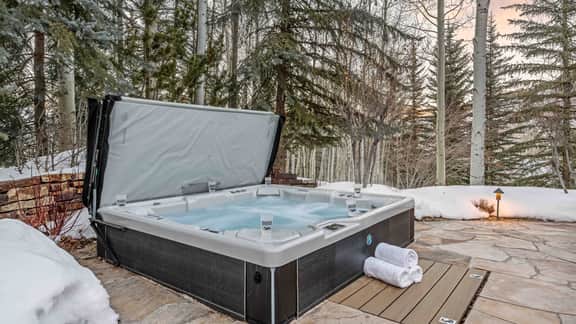 Wayfarer Lodge