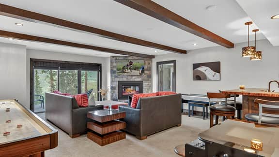 Grand Vista Lodge