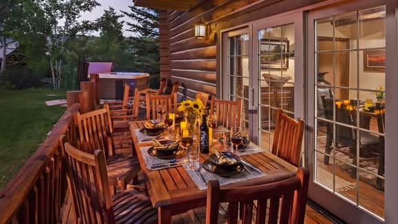 Pioneer Lodge