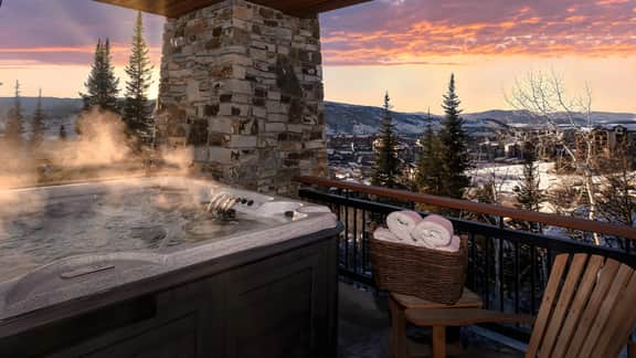 Falconhead Lodge - North