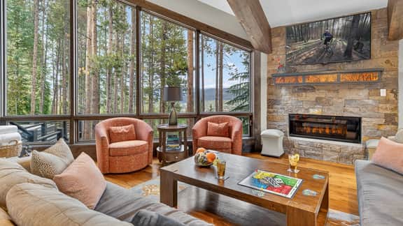 Grand Vista Lodge