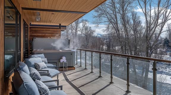 Riverlight Lodge