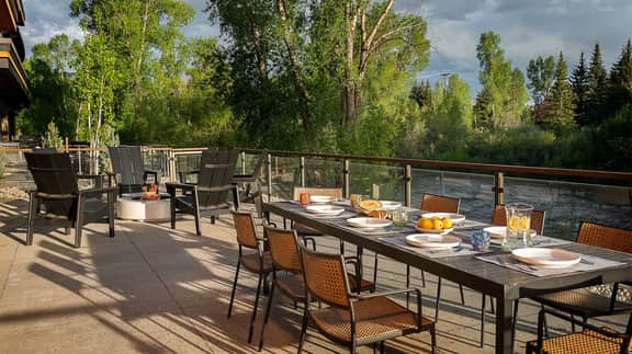 Riverlight Lodge
