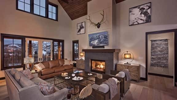 Blackstone Lodge